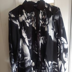 Woman Floral Front Fold Long Sleeve Blouse (12W)